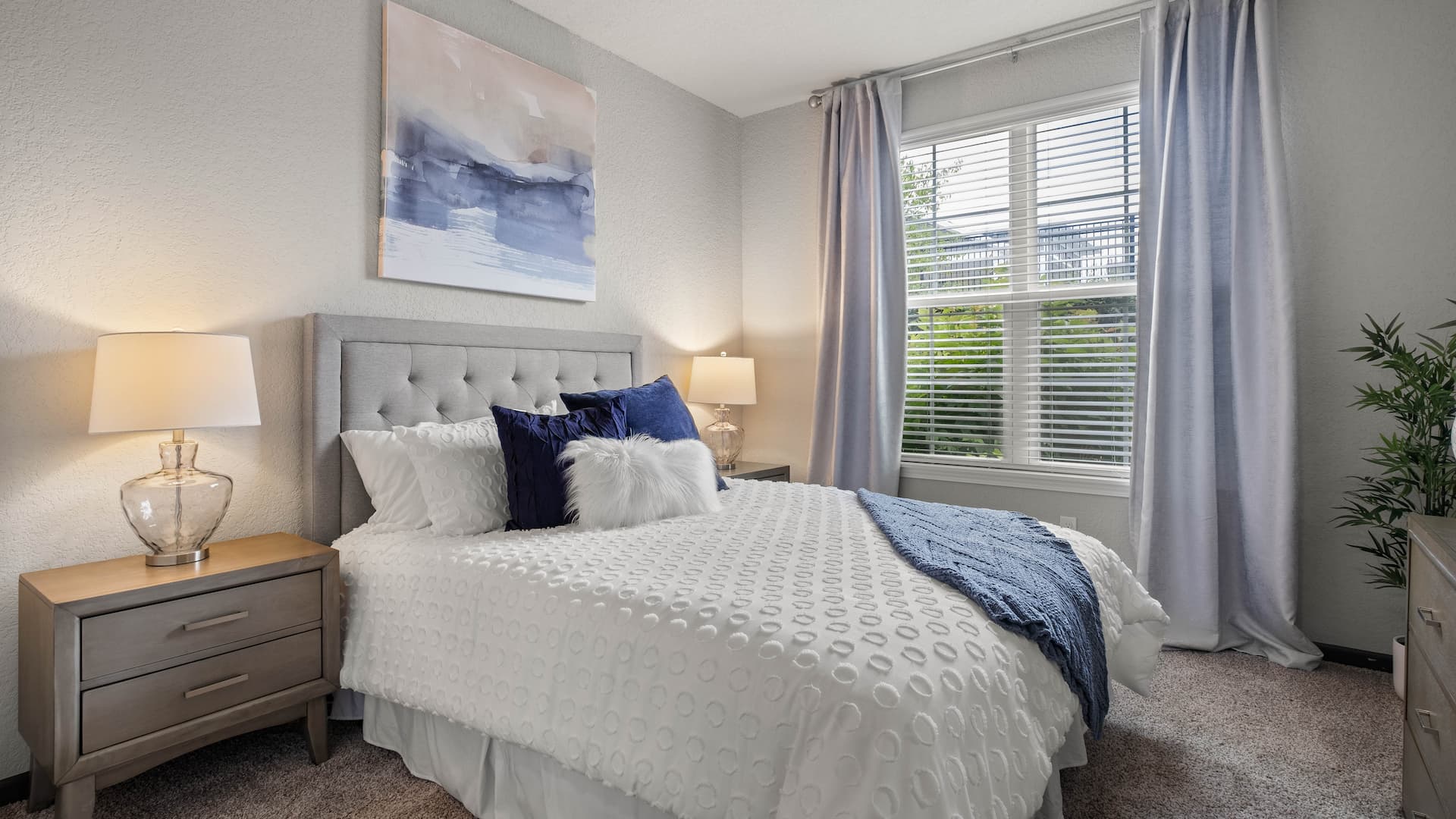 Photos of Springs at Knapp's Crossing in Grand Rapids, MI